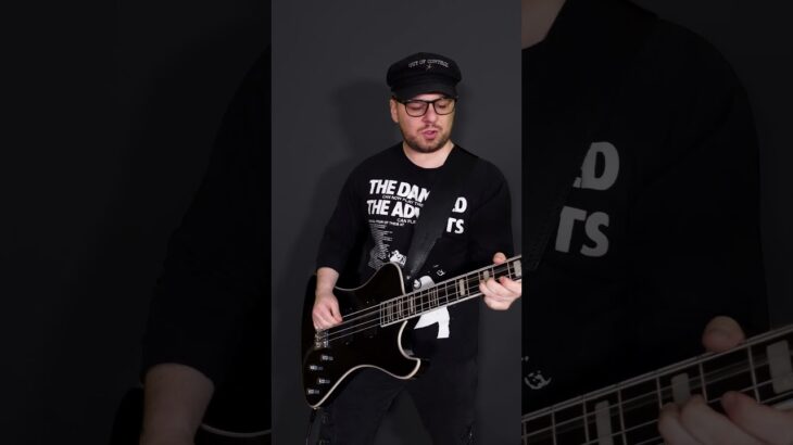 This Hagstrom bass is a beast!!!