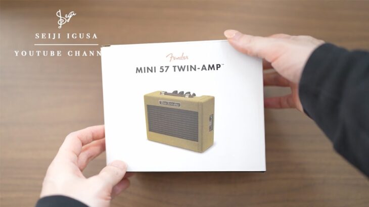 I bought the world’s most stylish Fender mini guitar amp.