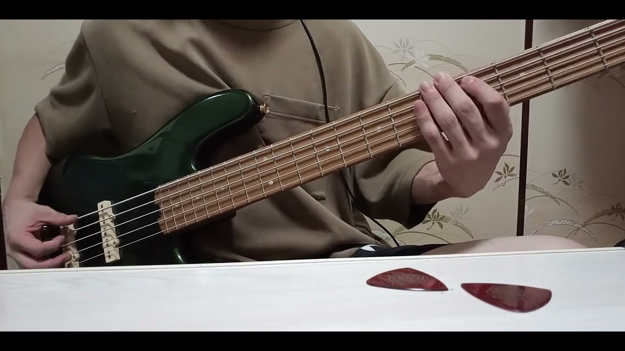 IRIS OUT/米津玄師 ベースで弾いてみた