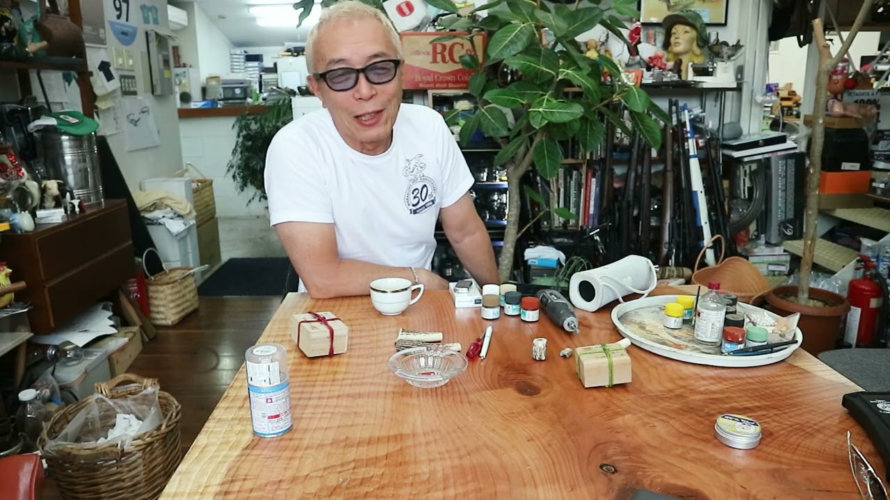 最近動画が更新されないワケ / 鹿の角を彫る【世田谷ベース】